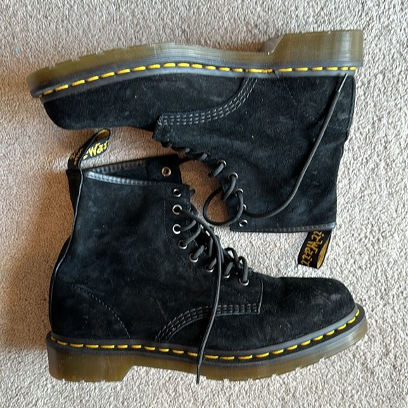 Dr Martens Black Suede boots - Picture 2 of 5